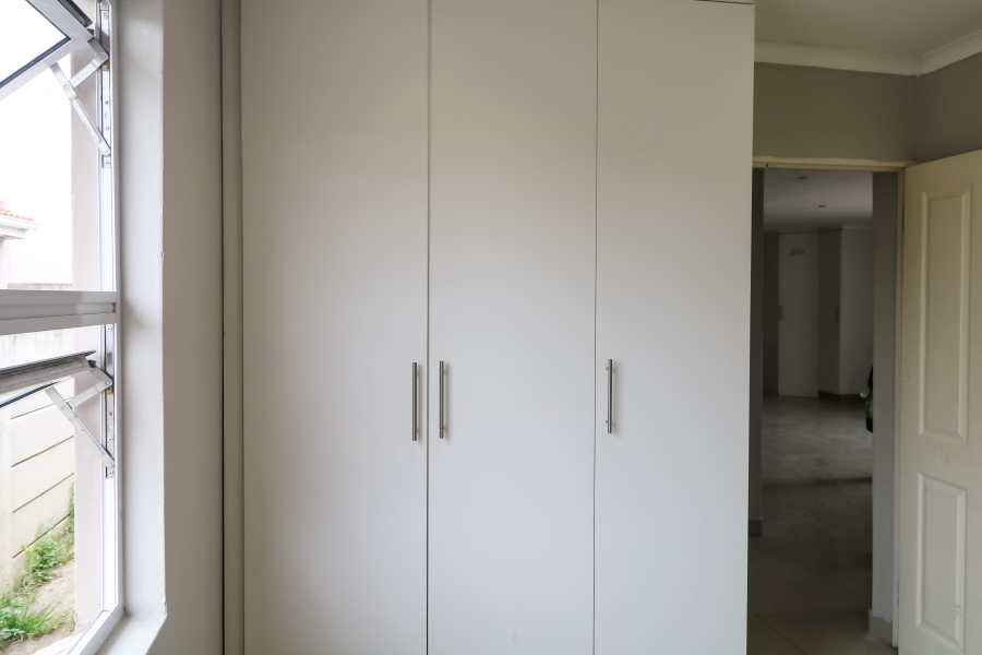 3 Bedroom Property for Sale in Cambridge Eastern Cape